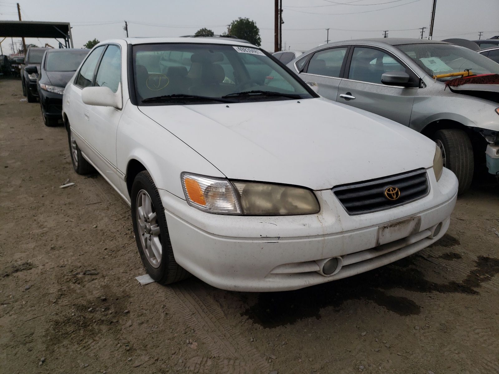 JT2BF28K9Y0275671 Toyota Camry 2000