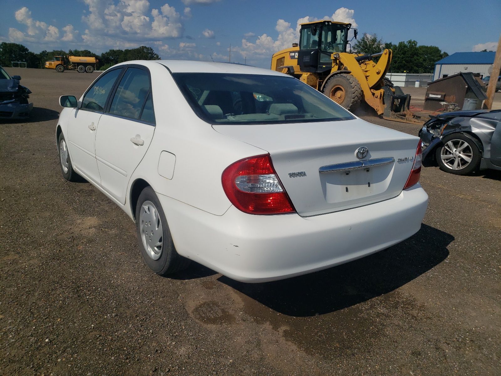 3 of 4T1BE32K42U055648 Toyota Camry 2002