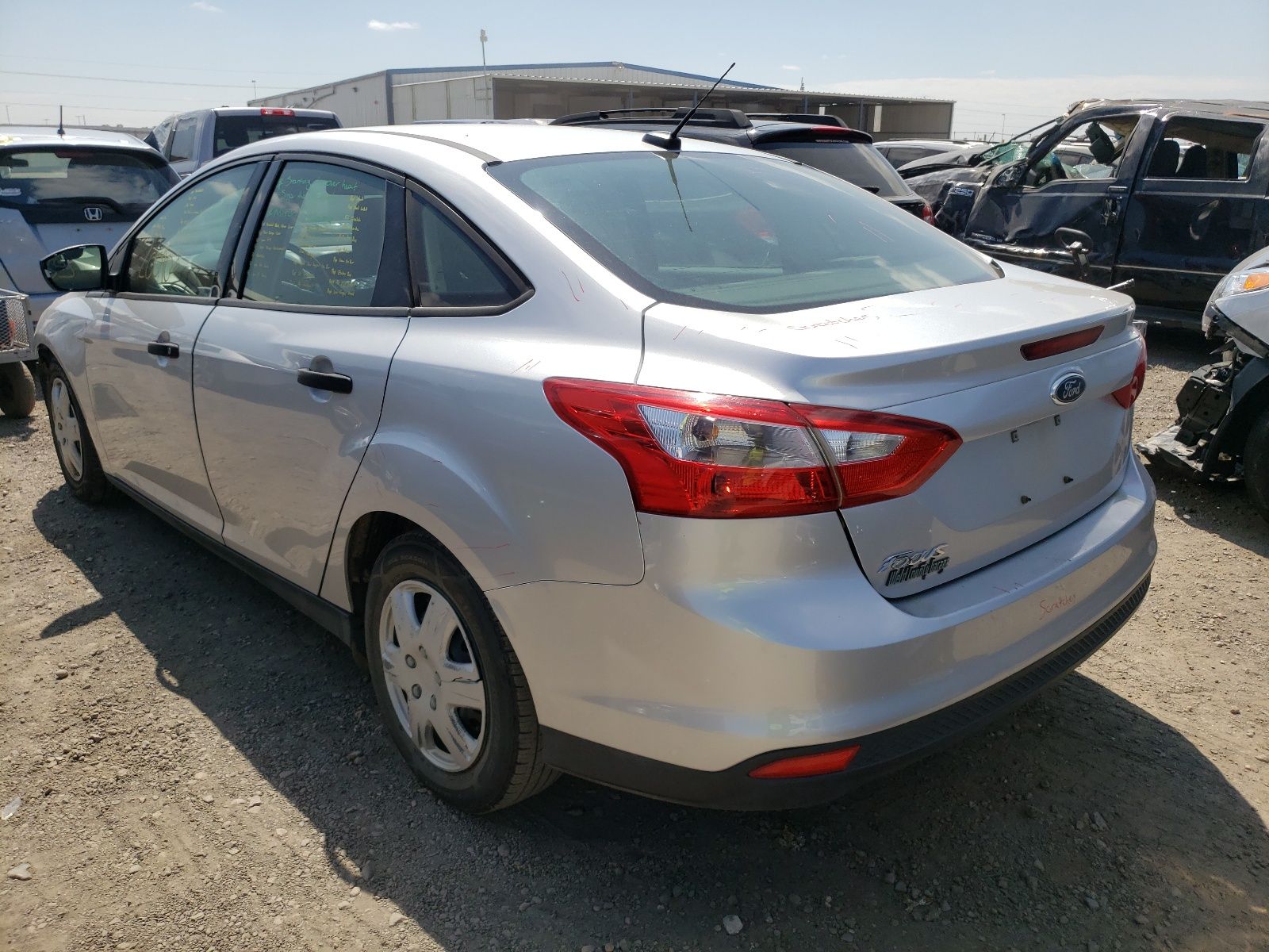 3 of 1FAHP3E28CL313526 Ford Focus 2012