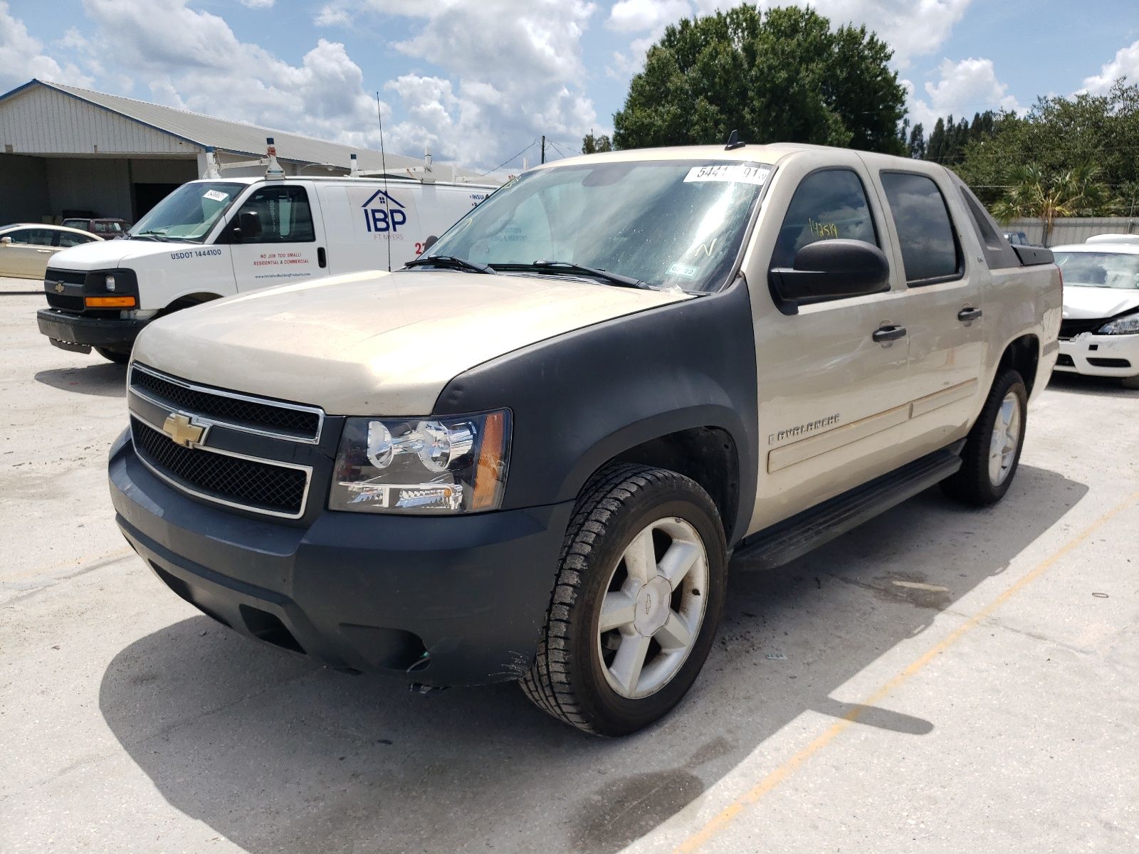 2 of 3GNEC12067G312742 Chevrolet Avalanche 2007