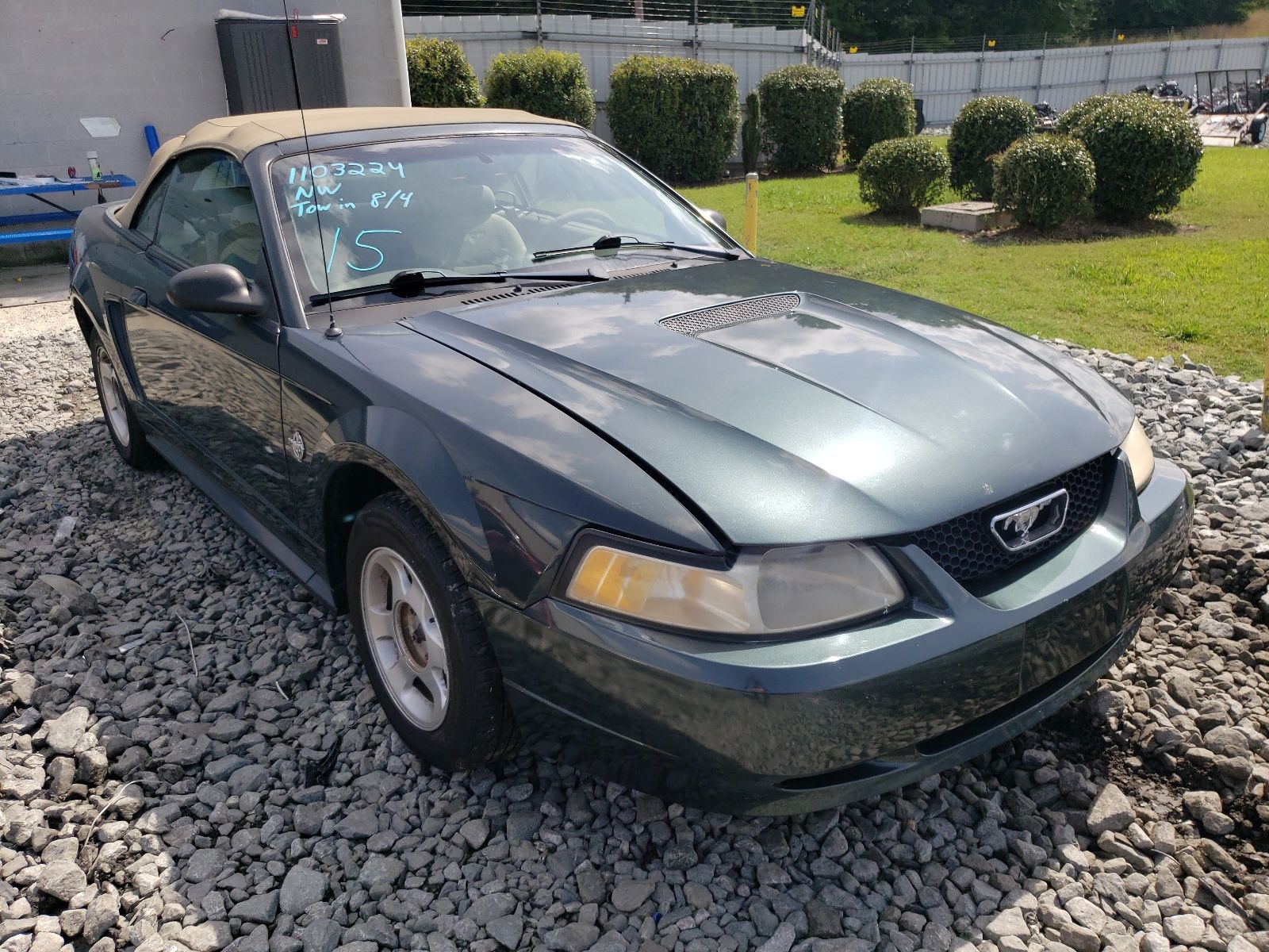 1FAFP4449XF227243 Ford Mustang 1999