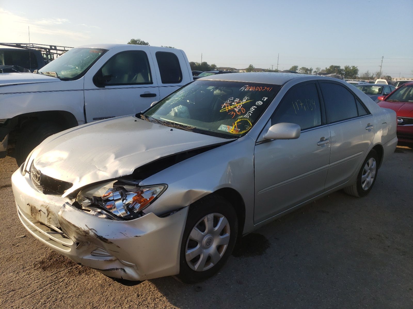 2 of 4T1BE32K13U762644 Toyota Camry 2003