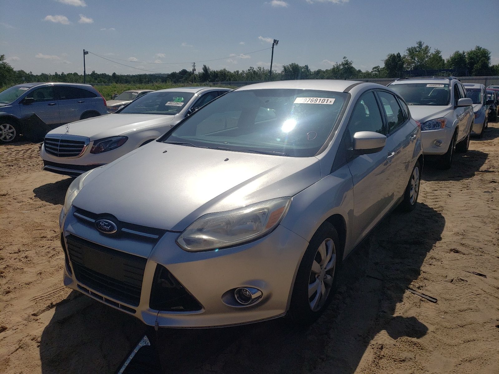 2 of 1FAHP3K23CL412405 Ford Focus 2012